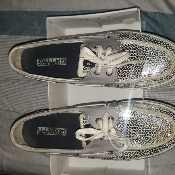 Ladies Bahama Silver Sequins - Picture 2 of 5